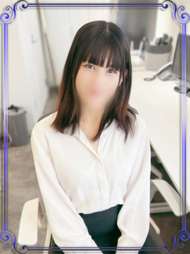 桜井もも(e女商事 池袋オフィス)