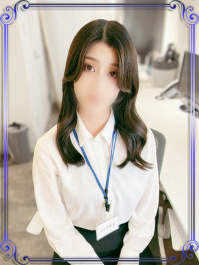 神崎れい（e女商事 池袋オフィス）