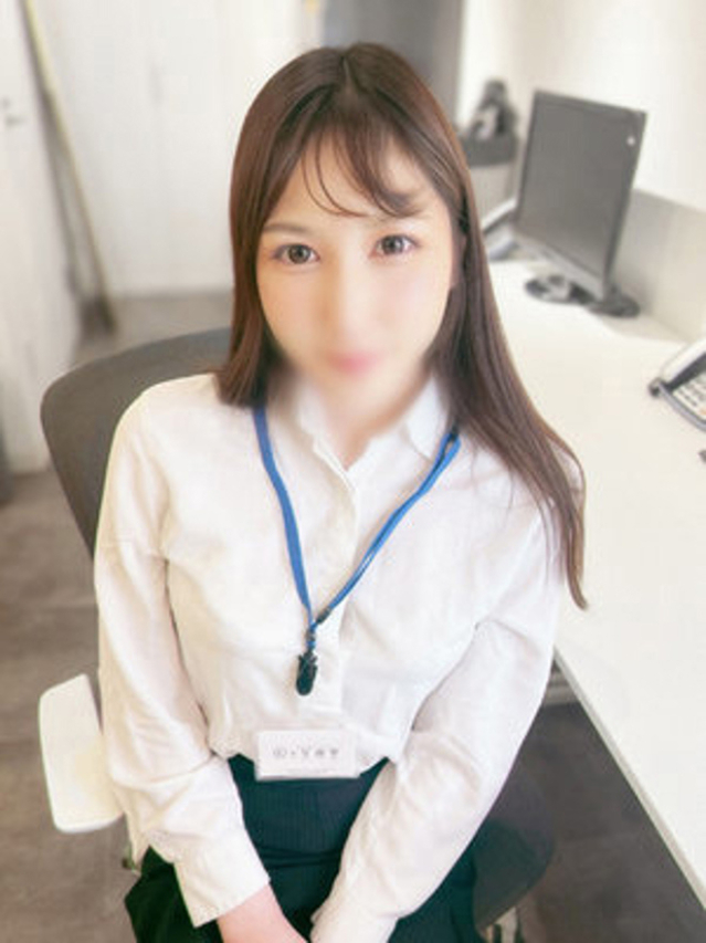 橘まどか（e女商事 池袋オフィス）