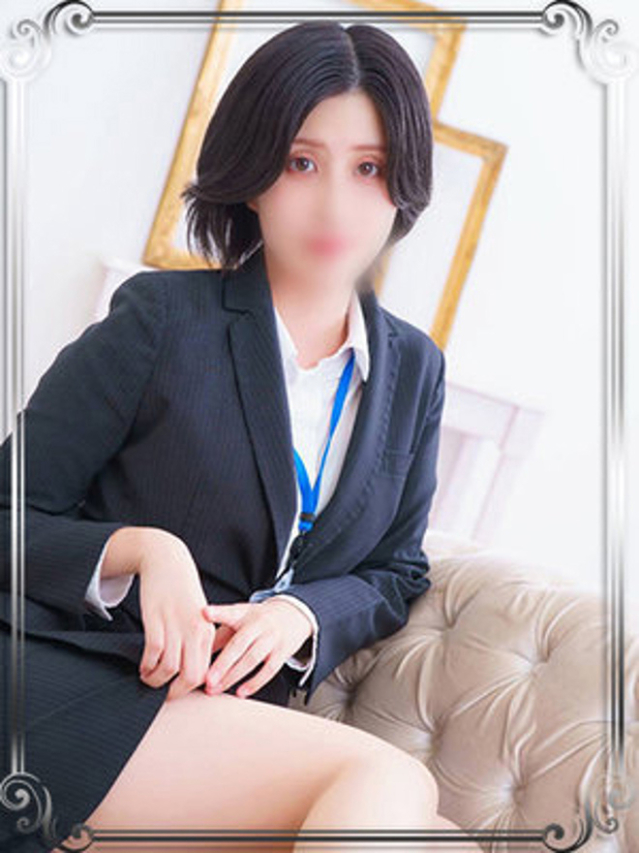 神崎れい（e女商事 池袋オフィス）
