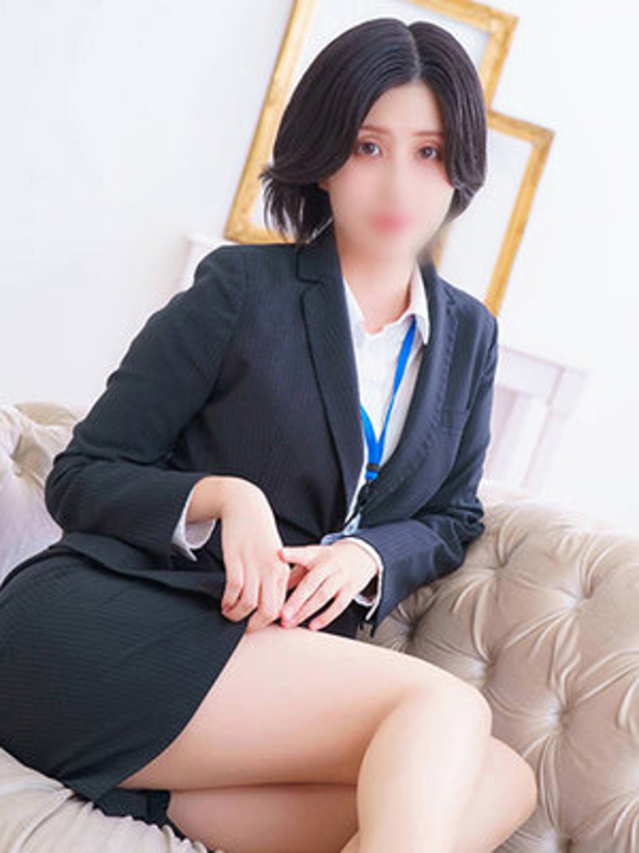 神崎れい(e女商事 池袋オフィス)