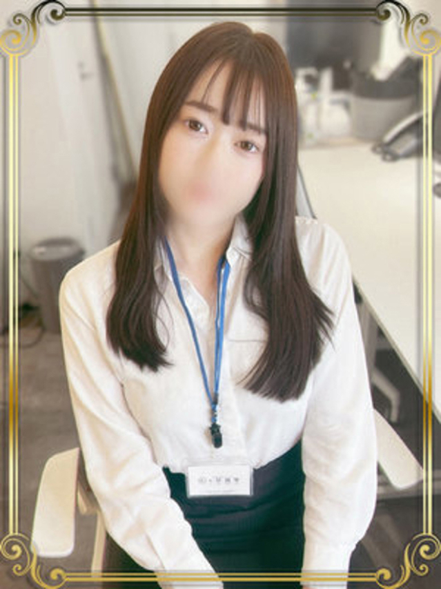 水瀬あいり(e女商事 池袋オフィス)