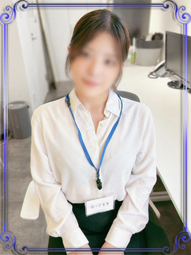 瀬戸しおり(e女商事 池袋オフィス)