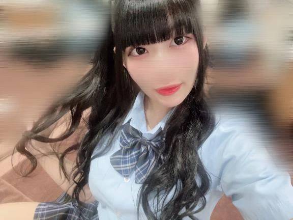 出勤しております🙇🏻‍♀️😭