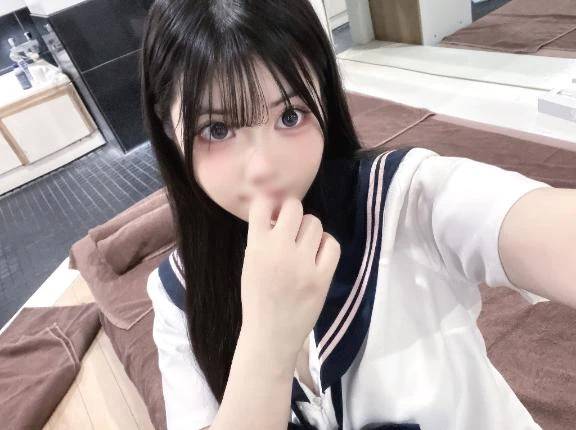 もな(エデン)