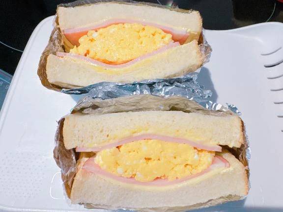 お昼ご飯🍞
