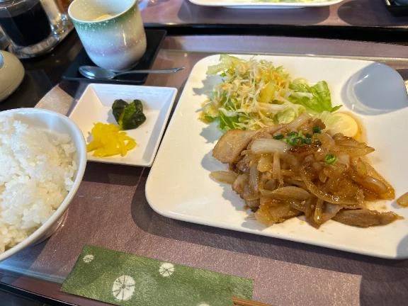 今日も朝から…🧸☂️