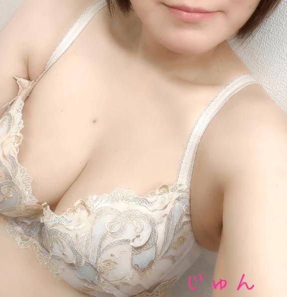 我慢できなかった…