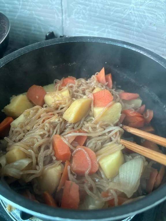 今日は肉じゃが