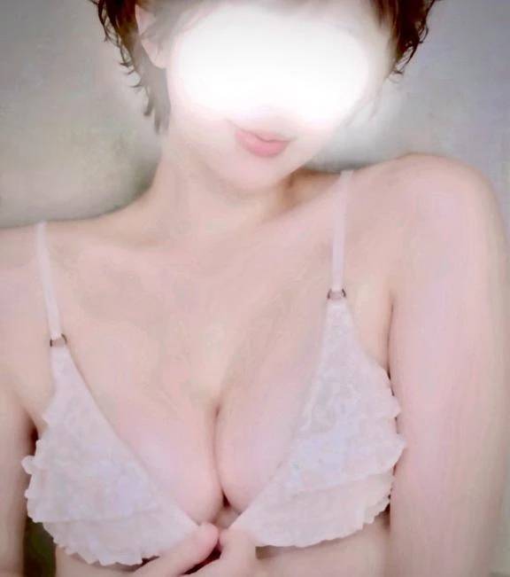 おっぱいポロリを添えてみました。。。♡