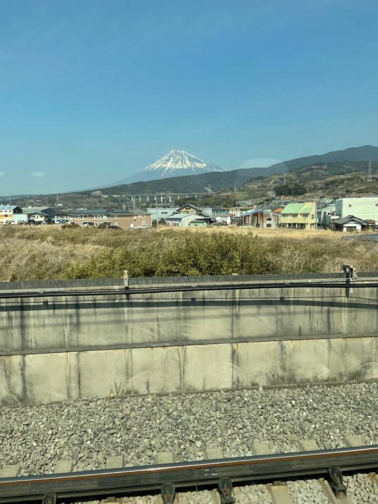 今日もバイトです😄