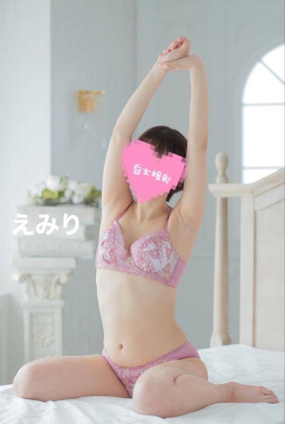 えみり（ファーストレディ）