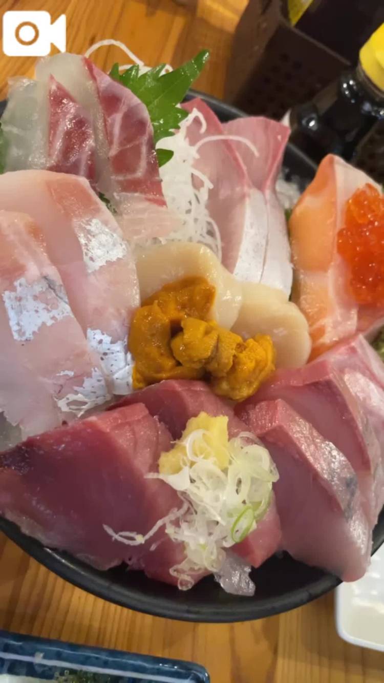 お腹…