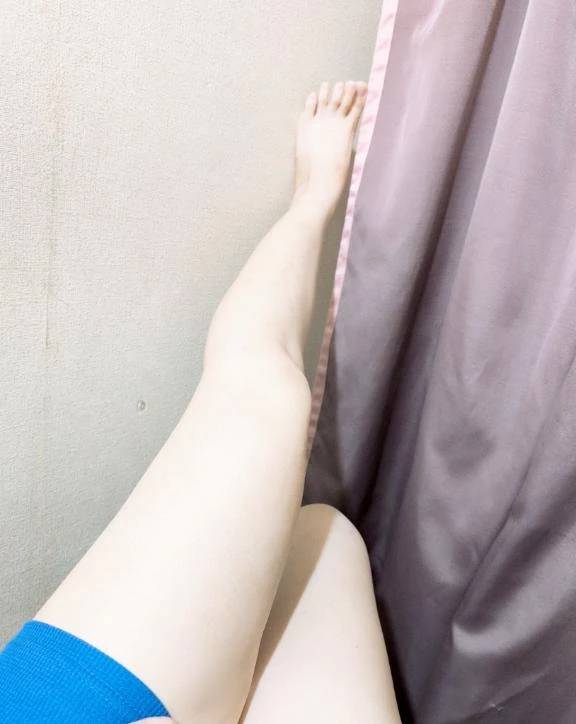脚フェチなエロいお兄様も…