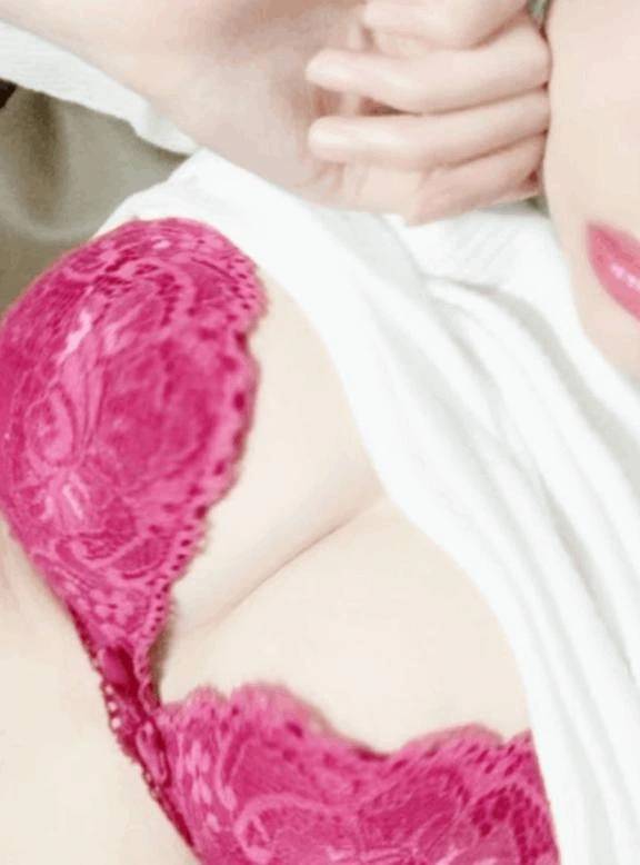 巨乳が好きな人はパ〇ズリ好きですか？