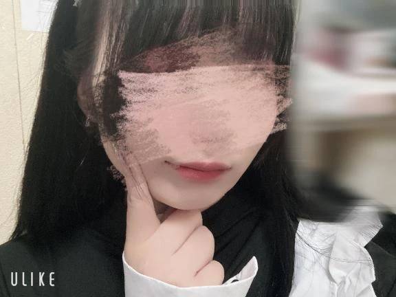 お給仕してますෆ‪