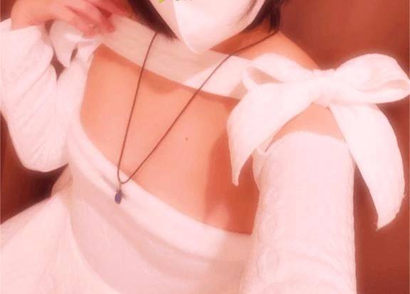 明日先取りでサンタさん衣装チラ見せ