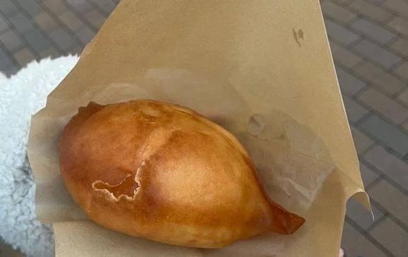 これは豚まんです