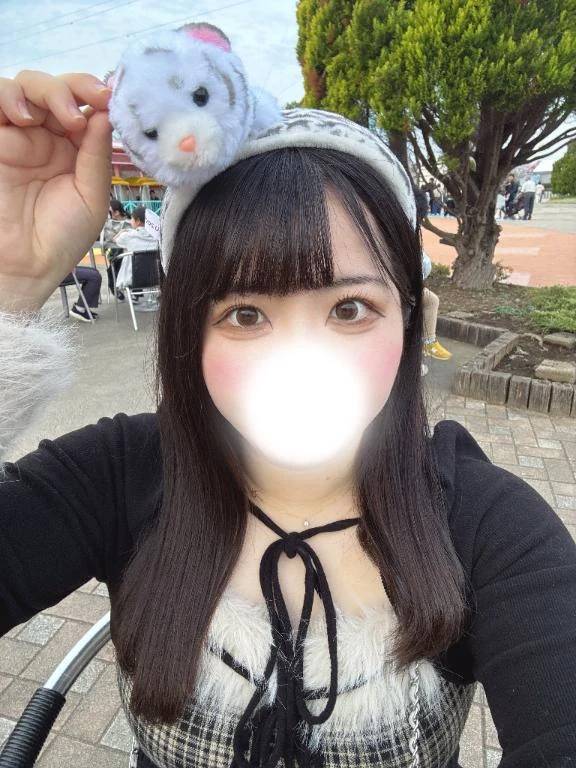 (∩'-'⊂)ｼｭｯ