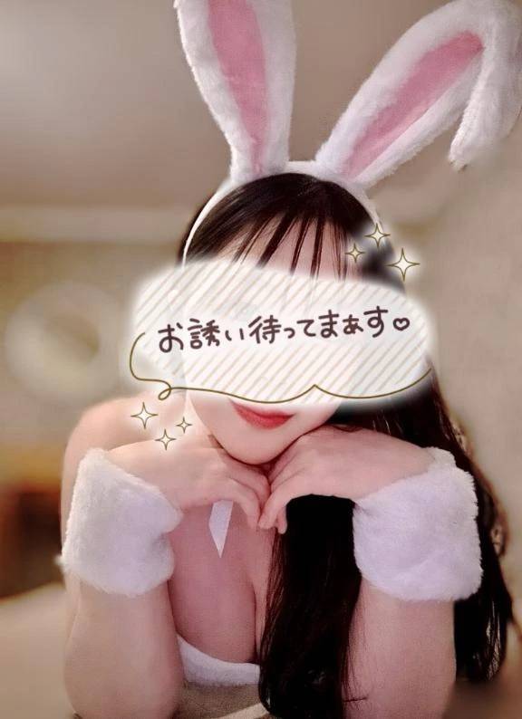 本日出勤です🐇
