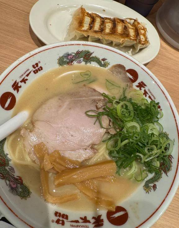 ラーメン..出勤☔️
