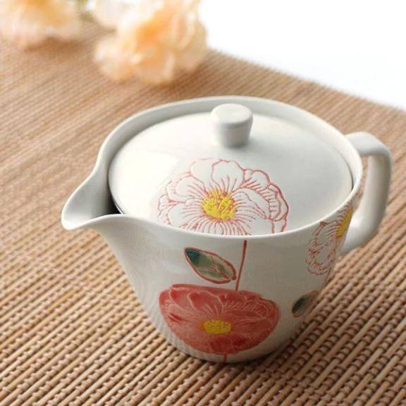 つばき茶飲んでみた🍵