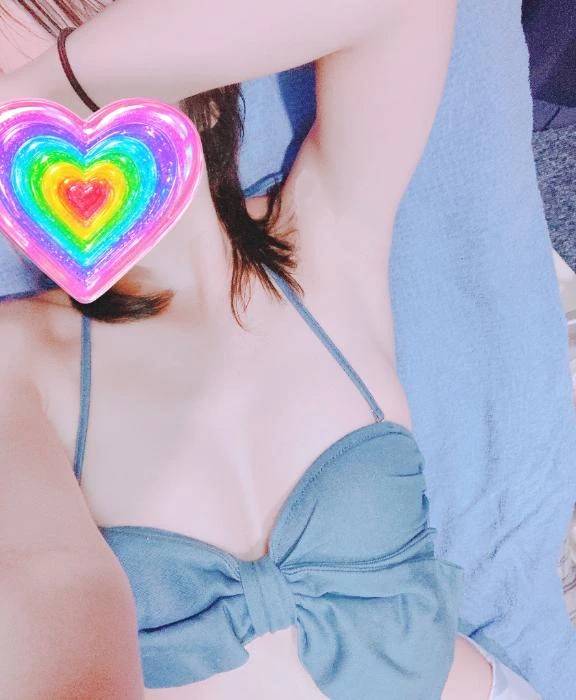 水着ラスト💙