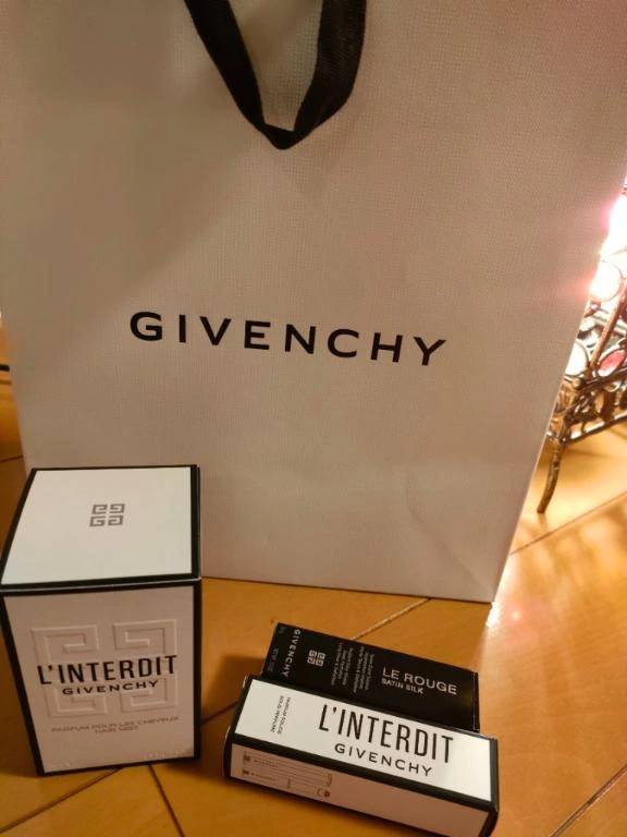 Shopping🛍️