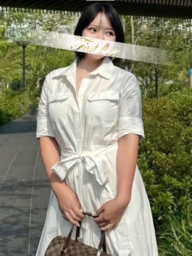 えみか（ファーストレディ）