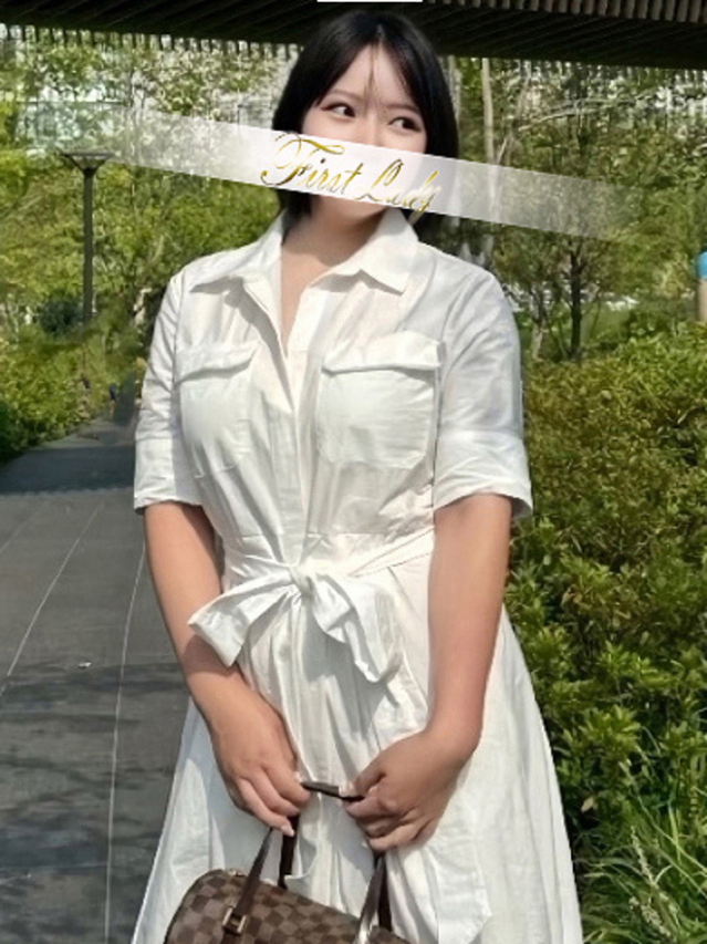 えみか（ファーストレディ）