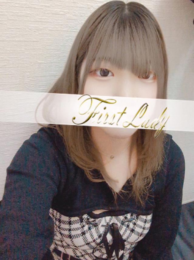 あき（ファーストレディ）