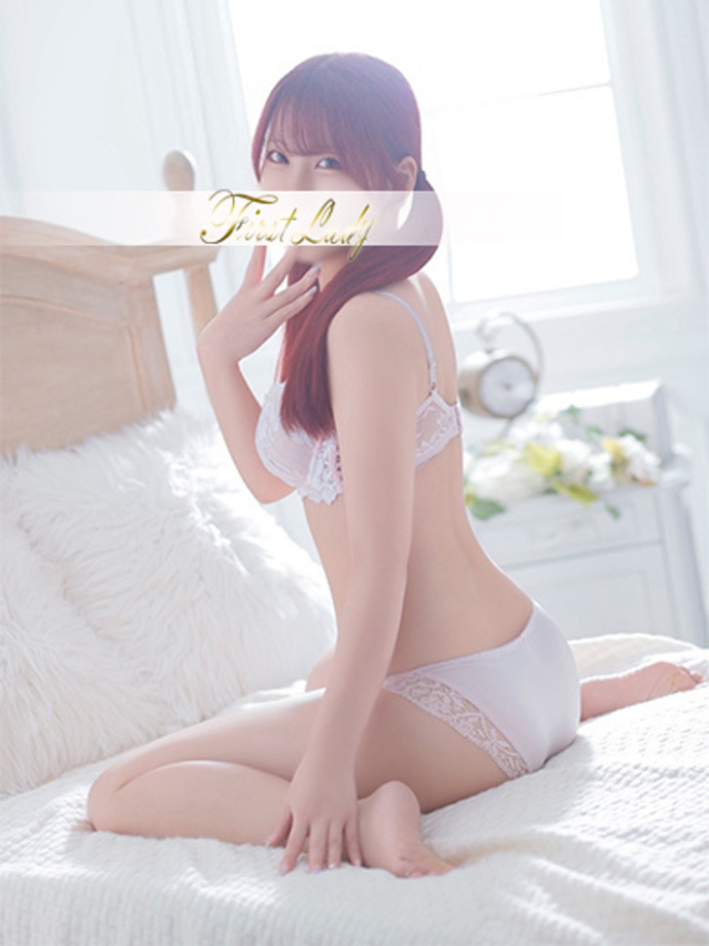 よな(ファーストレディ)
