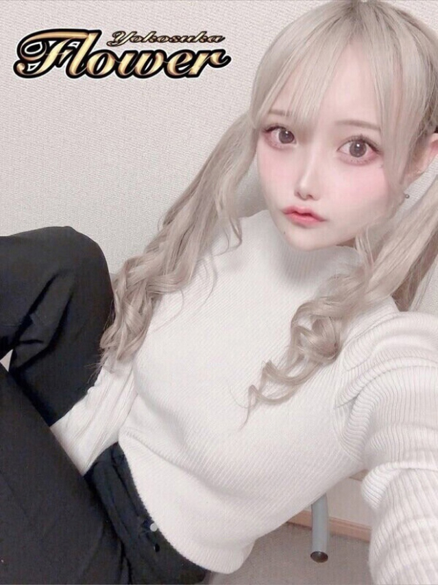 ももな（Flower (フラワー)）