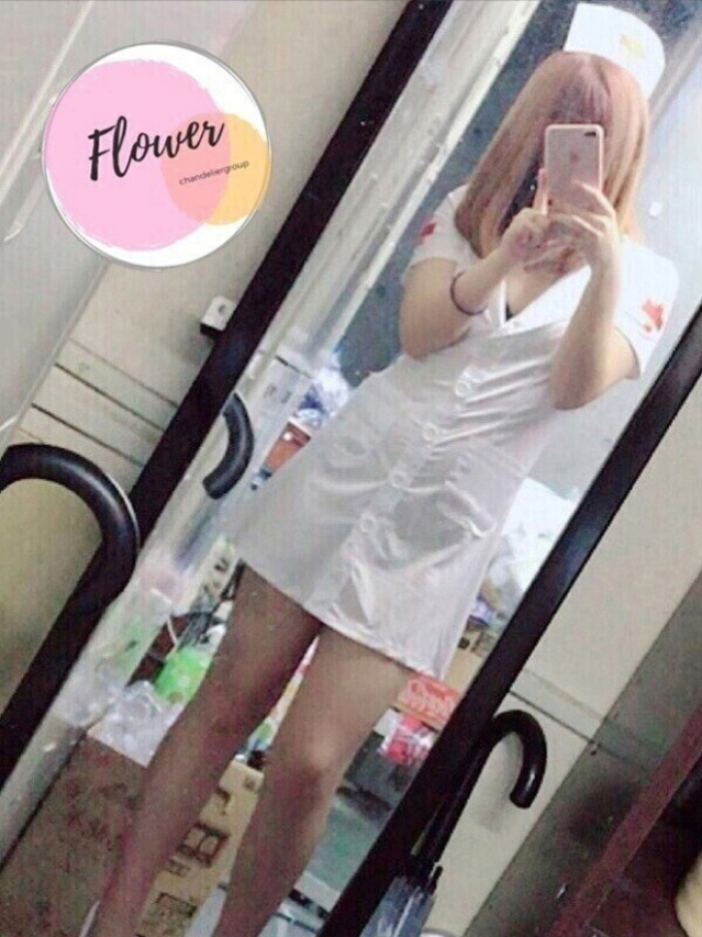 なな（Flower (フラワー)）