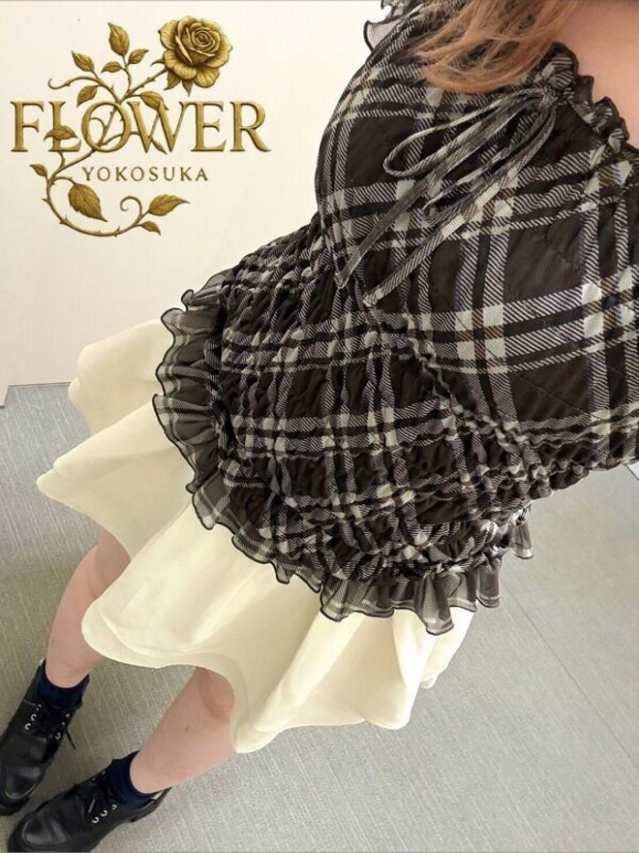 みい【エコノミークラス】（Flower (フラワー)）