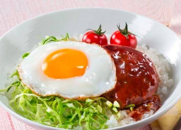 もみじ（船橋桃色の妻たち）