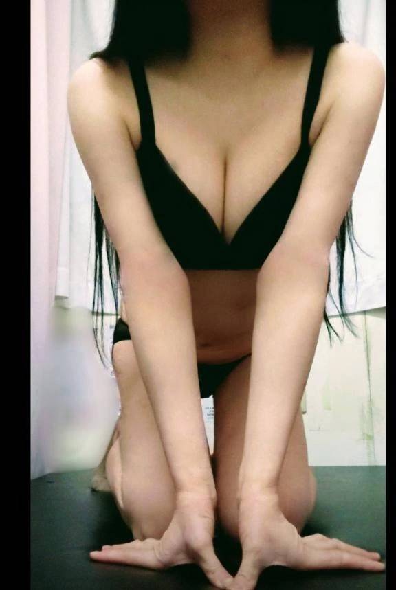 とあ（船橋桃色の妻たち）