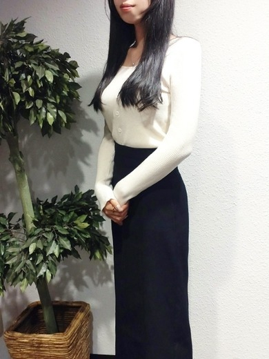 鈴木あやね（アロマエステGarden東京）