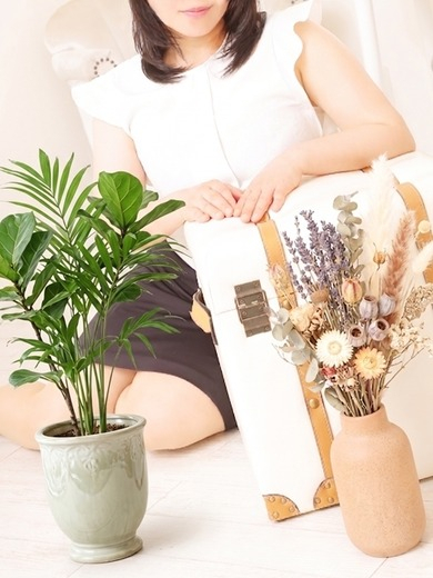 宇佐美ましろ（アロマエステGarden東京）
