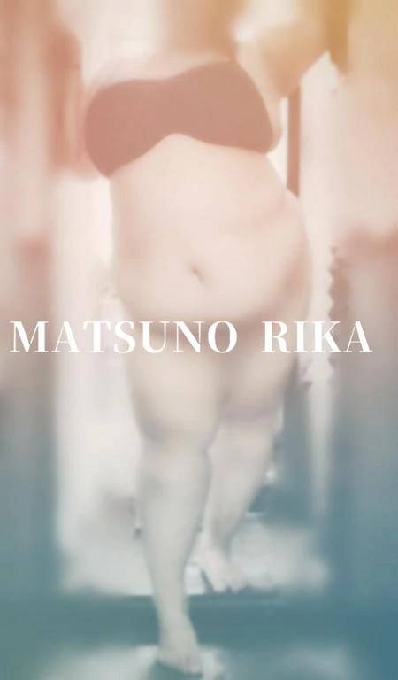 ?? 涼しいお部屋で待っててね ??