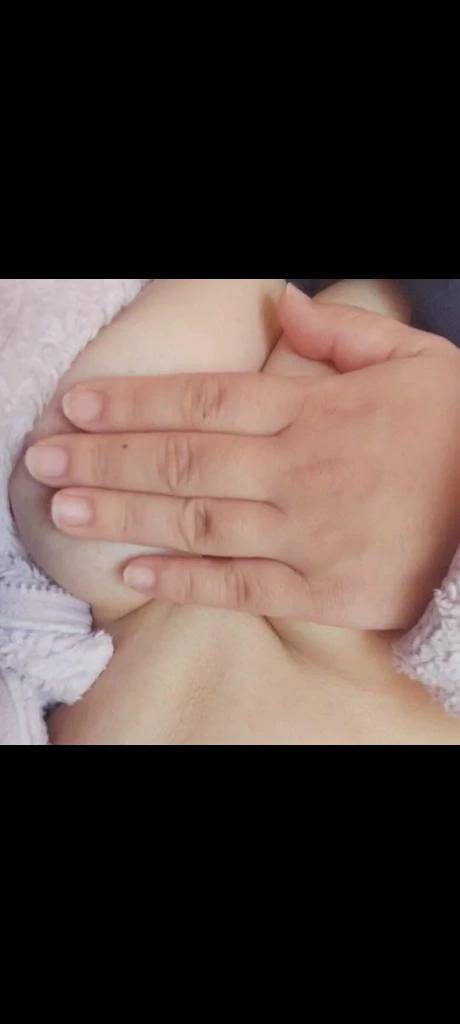 手の下みる…？？