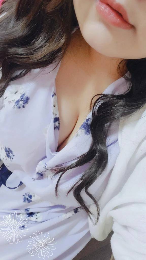 もぐもぐタイム完了ー！えちえちモードへ移行します💋