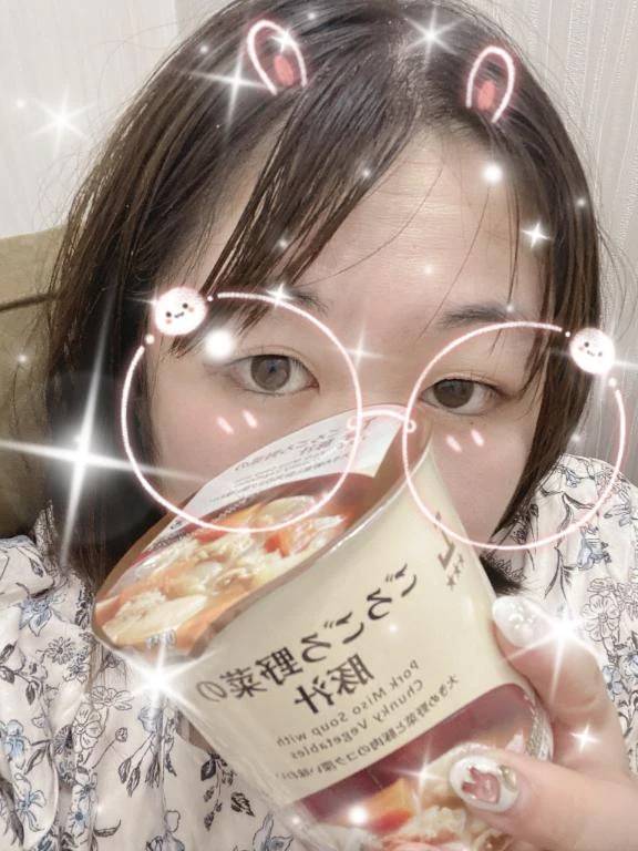 じーっと見つめて…👀💕