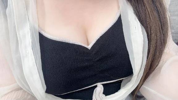 こっち見て👀