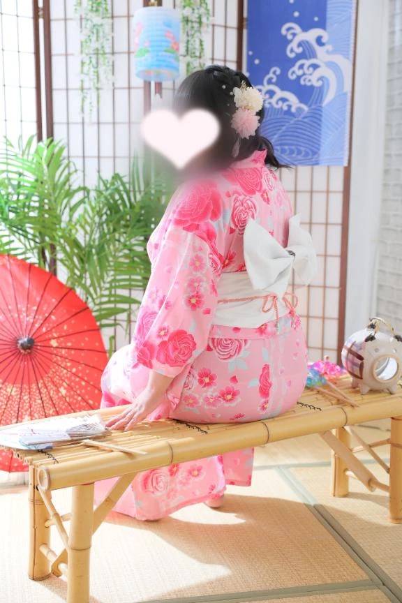 (｡ρω-｡)