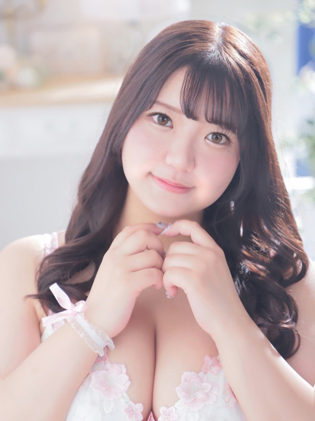 さや（白いぽっちゃりさん五反田店）
