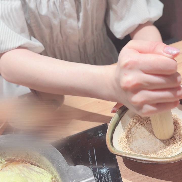 ごまをすりすり
