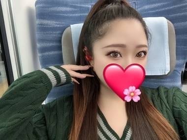 「3連休ラスト♡13時〜24時お誘い待ってます🫶」