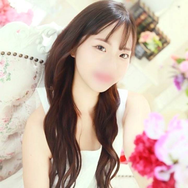 今日は私服day♡10時からいるよ♡