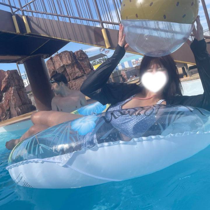 眩しくて顔が😂